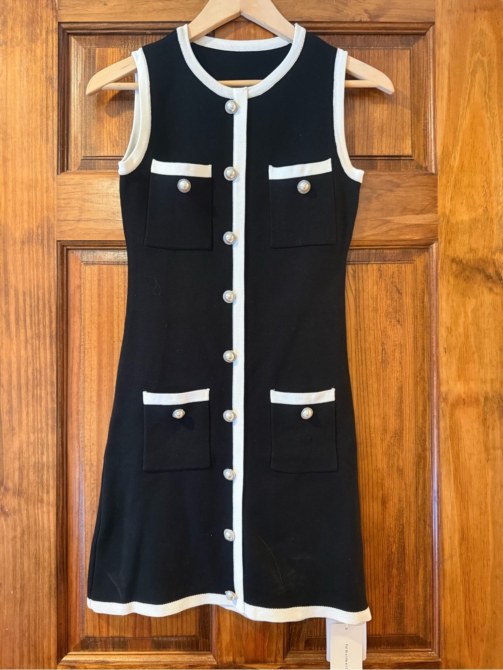 Commense Black & White Contrast Trim Mini Dress Size XS (NWT)🖤🤍